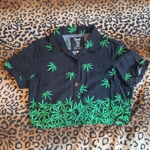Weed Tourist Crop